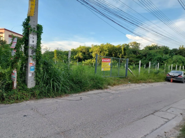 ขาย/เช่า ที่ดินสวยถมแล้ว 202 ตร.วา แปลงมุม ซ.แบริ่ง 39 เข้าซอยเพียง 50 เมตร